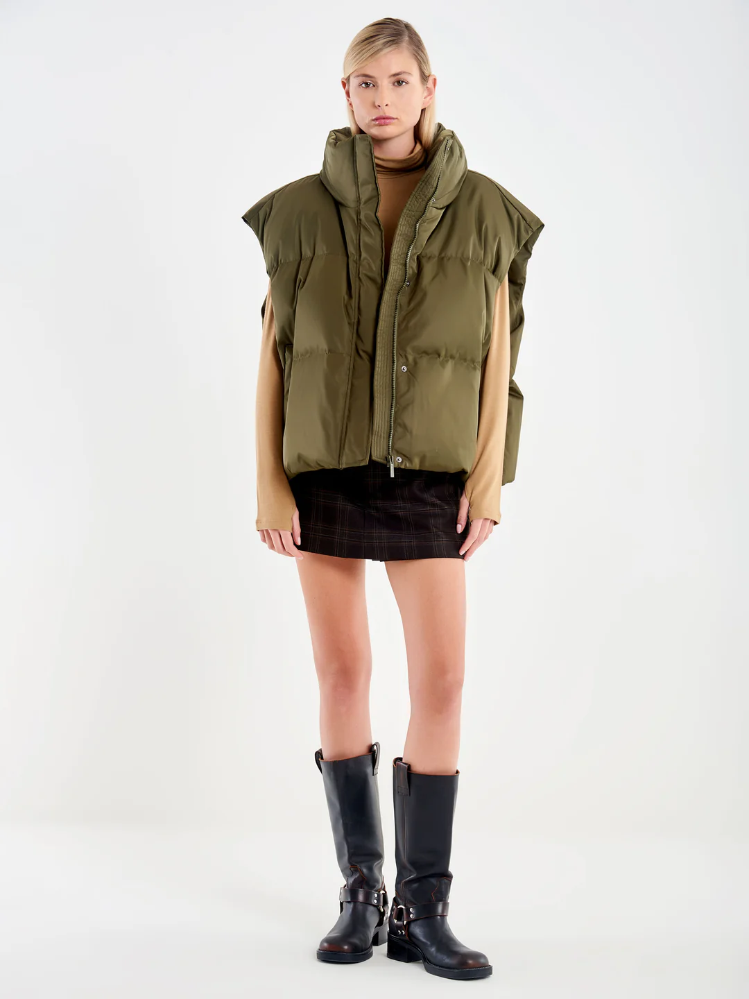 TF0070117AMIL_01_1080x Padded Over Vest in Technical Fabric - Image 1