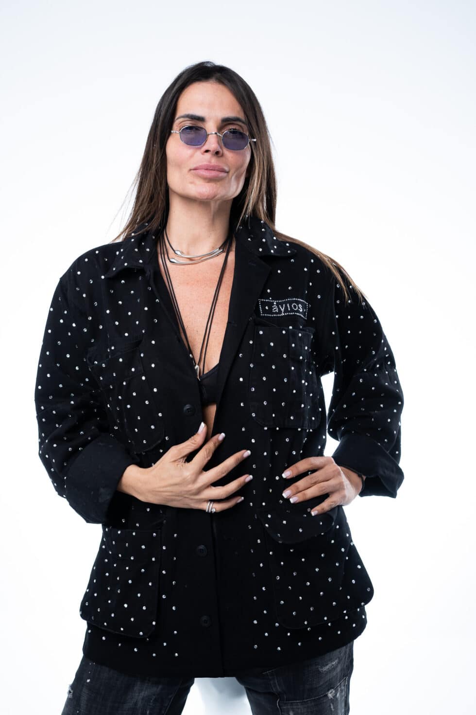 YAN04166-980x1470 Festive white diamonds - Image 1