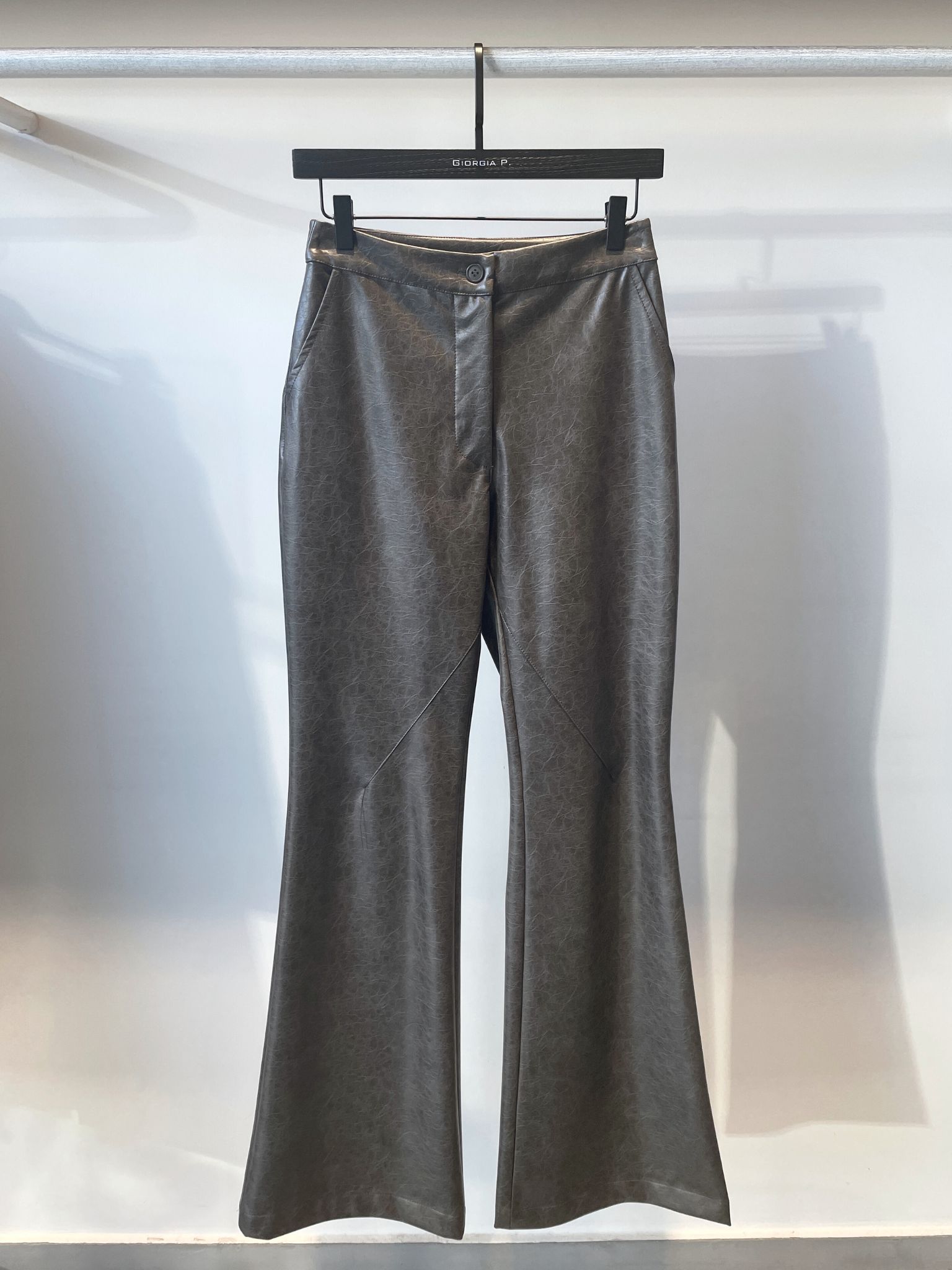 e shop (14) Παντελόνι Eily σκούρο λαδί - Image 1