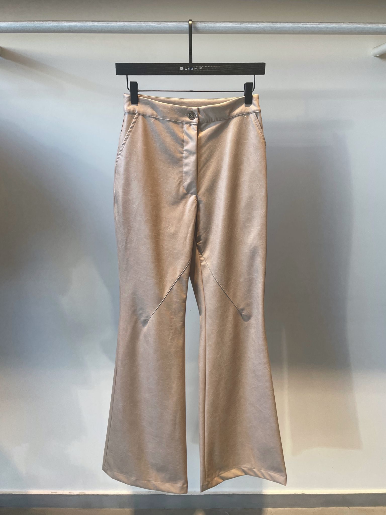 e shop (9) Παντελόνι Eily σκούρο nude - Image 1